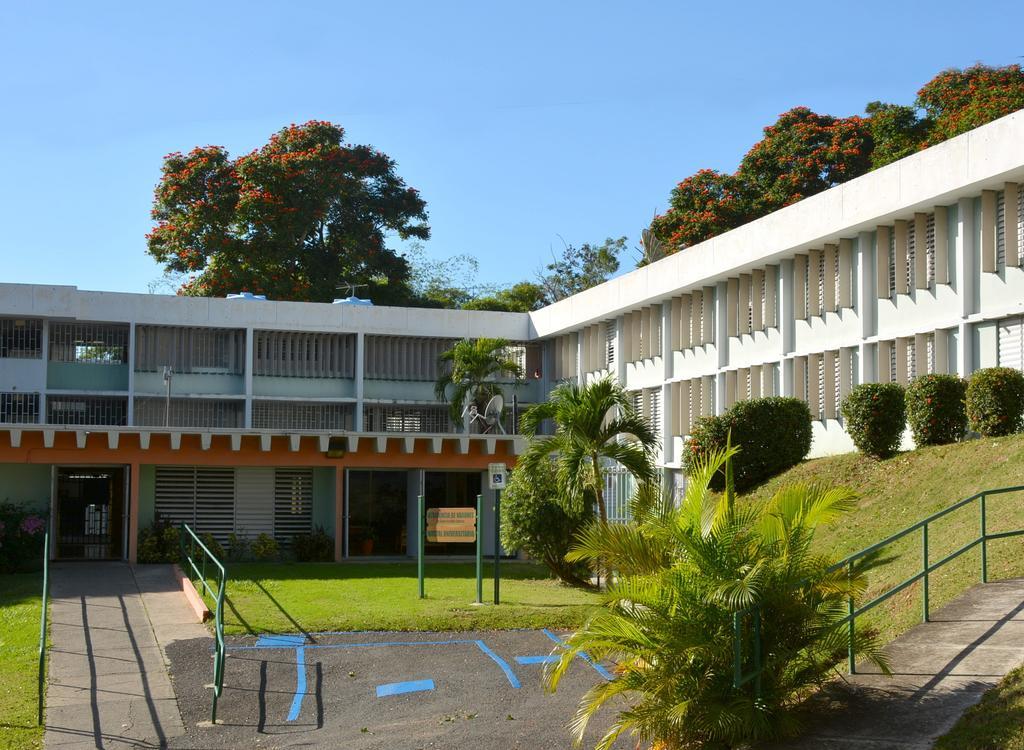 Hostal Universitario Сан Херман Екстериор снимка