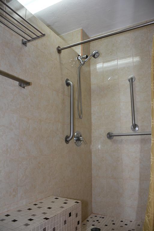Hostal Universitario Сан Херман Екстериор снимка
