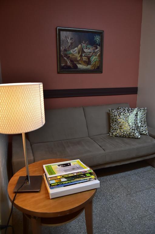 Hostal Universitario Сан Херман Екстериор снимка